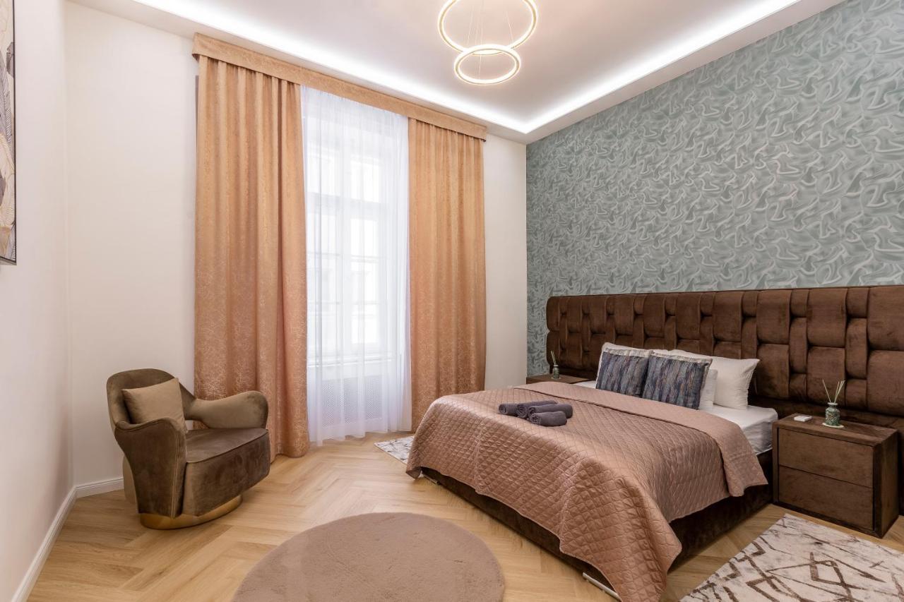 Luxurious Bajcsy Residence Next To The Basilica Budapest Exterior foto